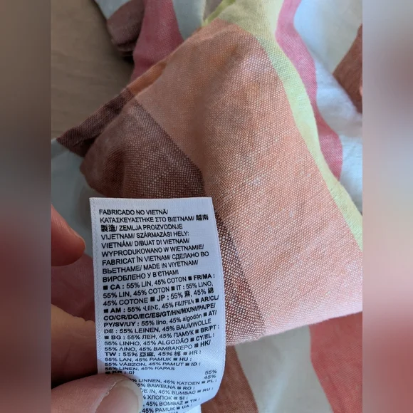 Gap Camp Shirt. Size Xsmall. - Picture 5 of 5